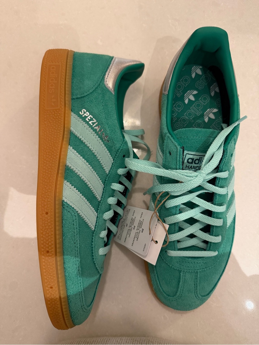 adidas Spezial Suede Sneakers in green/teal with Gum Sole - Picture 1 of 3